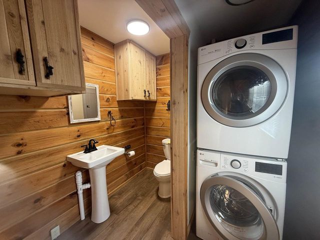 449 Overlook Court, Warrens,warrens, WI 54666