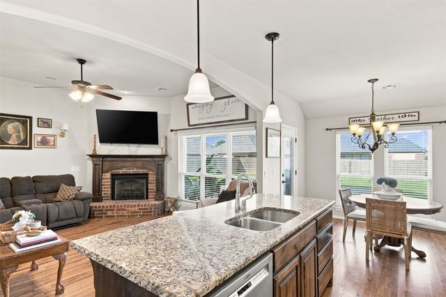 26447 Echelon Drive, Claremore, OK 74019