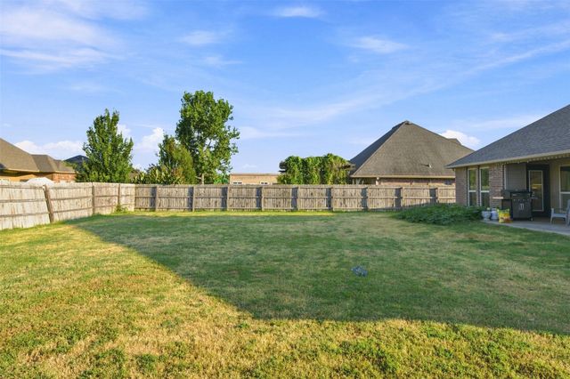 26447 Echelon Drive, Claremore, OK 74019
