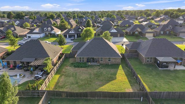 26447 Echelon Drive, Claremore, OK 74019