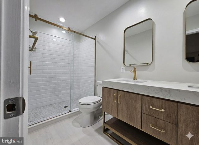 5015 STONE HAVEN DR, Annandale, VA 22003