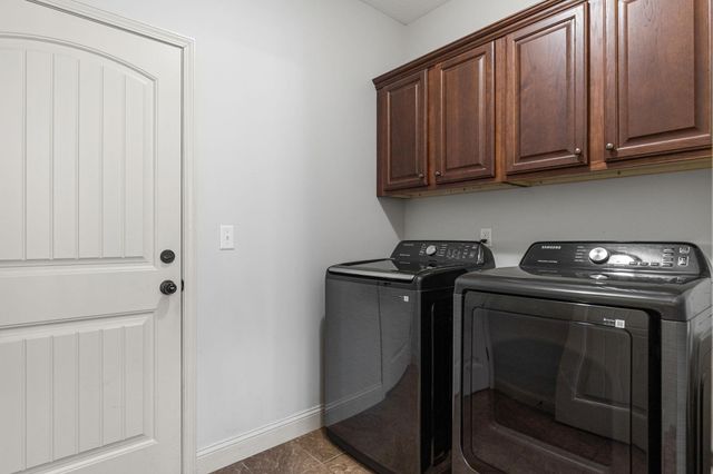 102 S Hamlet Court, Moore, SC 29369