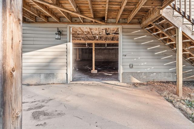 102 S Hamlet Court, Moore, SC 29369