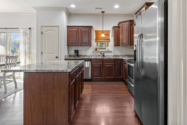 102 S Hamlet Court, Moore, SC 29369