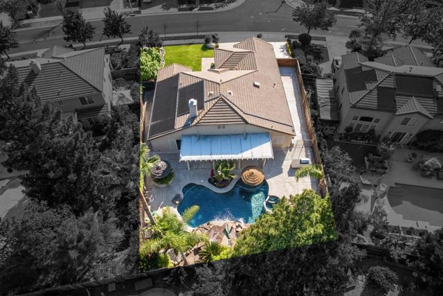 1272 Trehowell Dr, Roseville, CA 95678