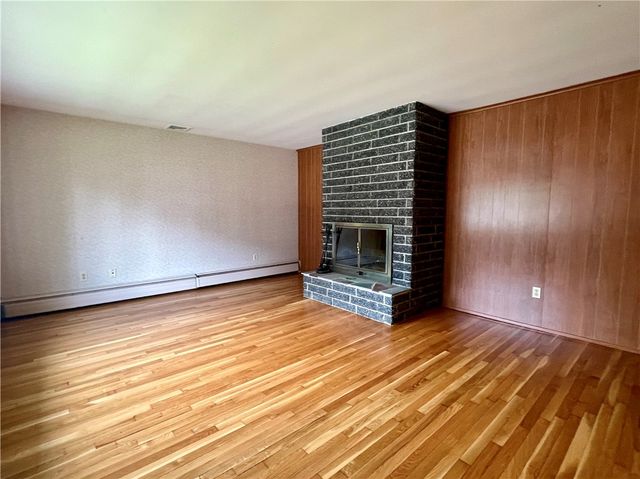 182 Highland Street, Woonsocket, RI 02895