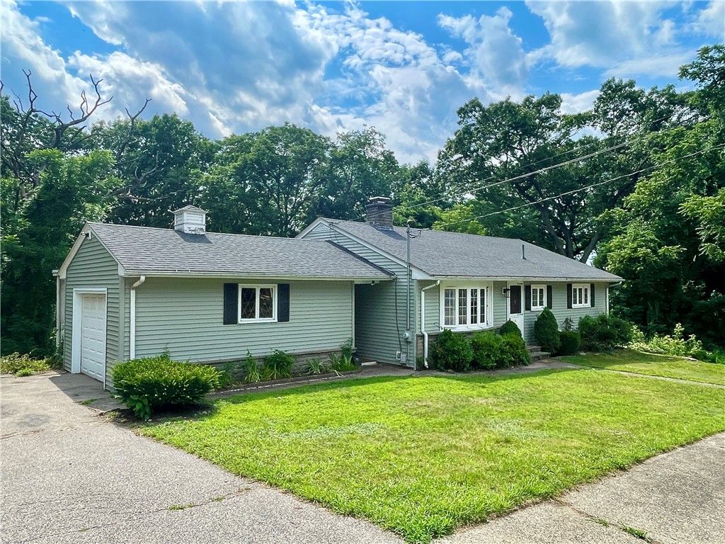 182 Highland Street, Woonsocket, RI 02895