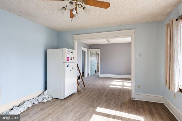 601 HIGHLAND AVE, Westville, NJ 08093