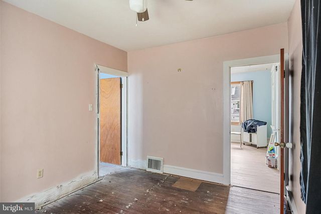 601 HIGHLAND AVE, Westville, NJ 08093