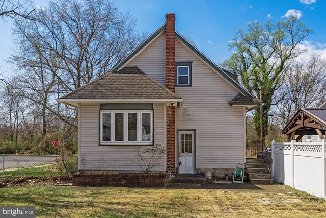 601 HIGHLAND AVE, Westville, NJ 08093