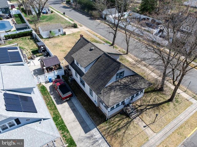 601 HIGHLAND AVE, Westville, NJ 08093