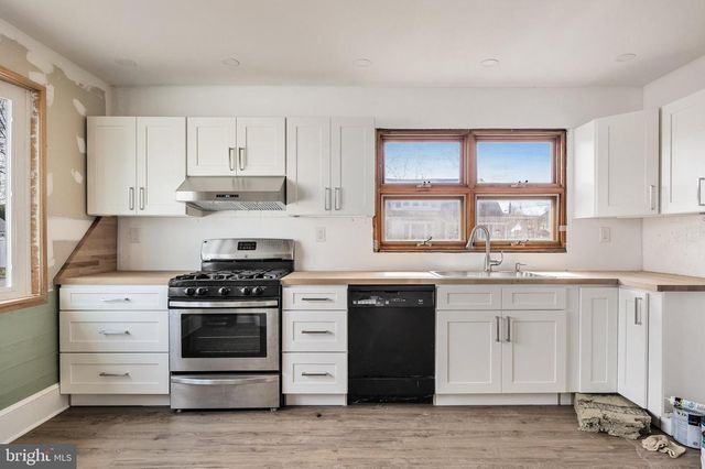 601 HIGHLAND AVE, Westville, NJ 08093