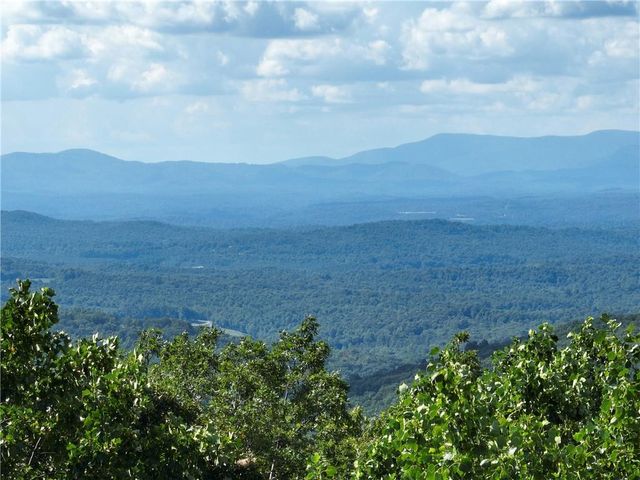 31 Highline Drive, Ellijay, GA 30536