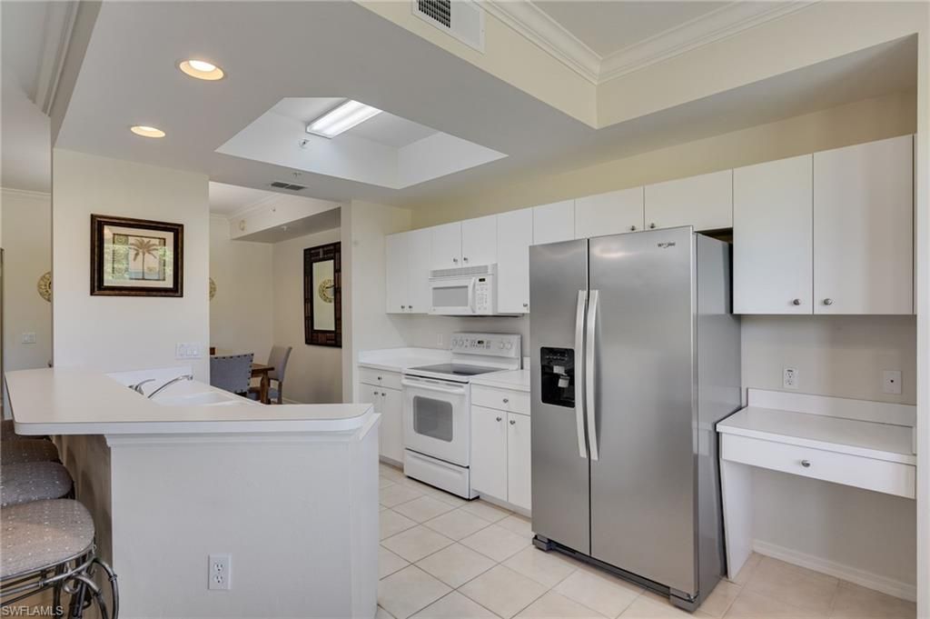 2865 Cypress Trace CIR 103, NAPLES, FL 34119 — photo 3