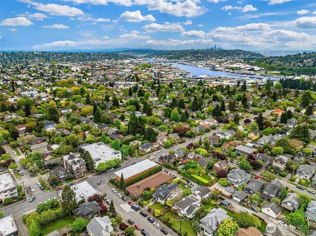 3207 NW 64th Street, Seattle, WA 98107