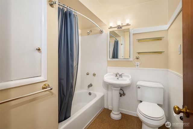 3207 NW 64th Street, Seattle, WA 98107