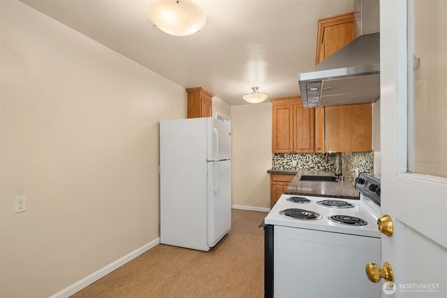 3207 NW 64th Street, Seattle, WA 98107