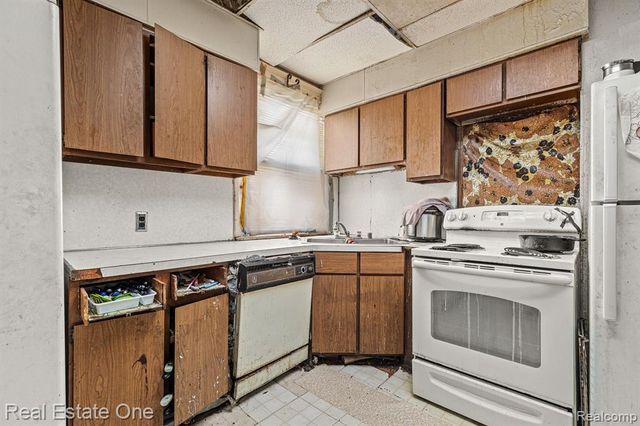 1821 Helen Street, Detroit, MI 48207