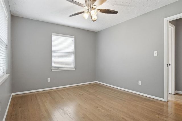 10616 Greystone Avenue, The Village, OK 73120