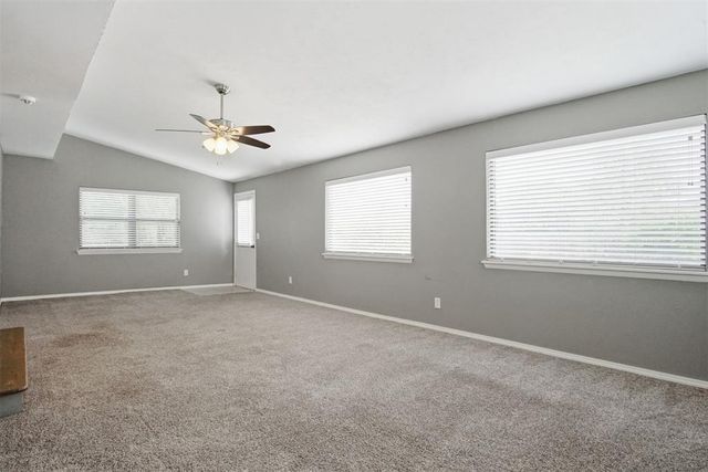 10616 Greystone Avenue, The Village, OK 73120