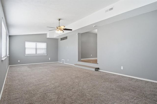 10616 Greystone Avenue, The Village, OK 73120