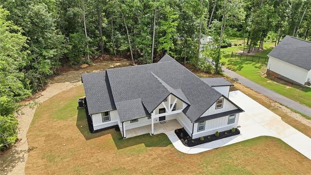 1020 Oakridge Drive, Griffin, GA 30223
