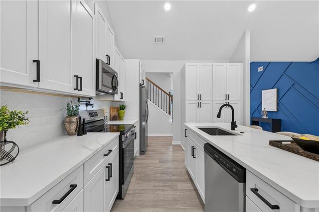 1020 Oakridge Drive, Griffin, GA 30223