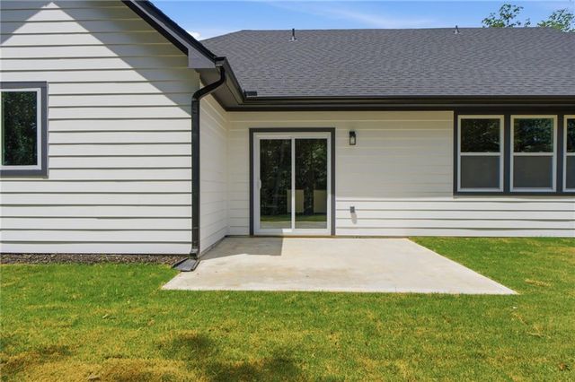 1020 Oakridge Drive, Griffin, GA 30223