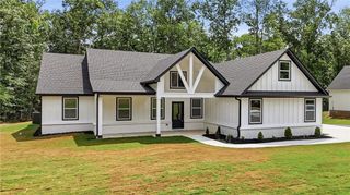 1020 Oakridge Drive, Griffin, GA 30223