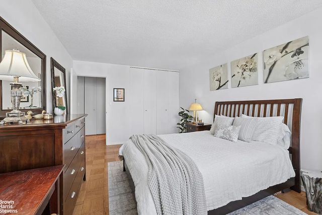 340 E 93rd St Apt 24K, New York City, NY 10128