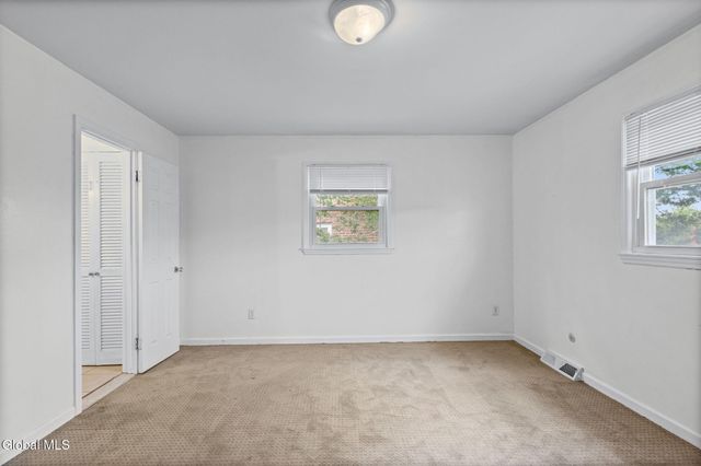 92 Fleetwood Avenue, Albany, NY 12209