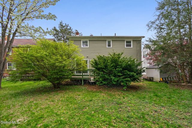92 Fleetwood Avenue, Albany, NY 12209