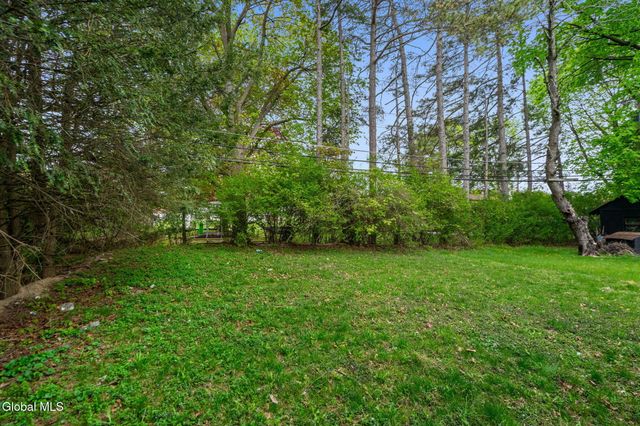 92 Fleetwood Avenue, Albany, NY 12209