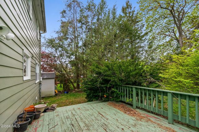 92 Fleetwood Avenue, Albany, NY 12209