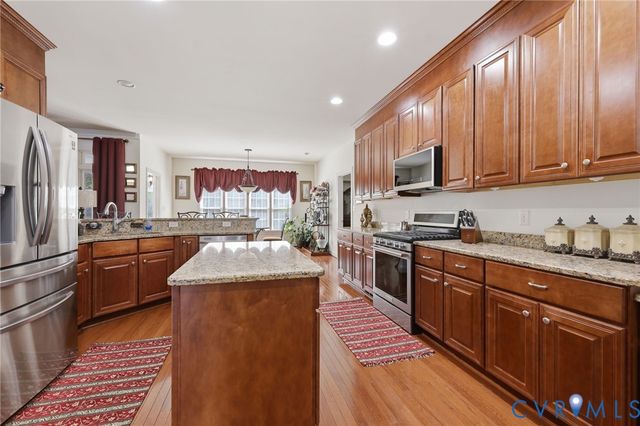 7801 Duntrune Dr, Chesterfield, VA 23838