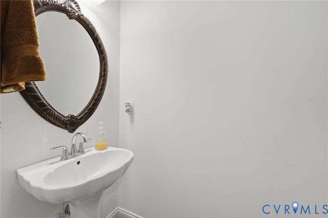 7801 Duntrune Dr, Chesterfield, VA 23838