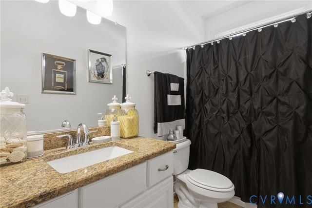 7801 Duntrune Dr, Chesterfield, VA 23838