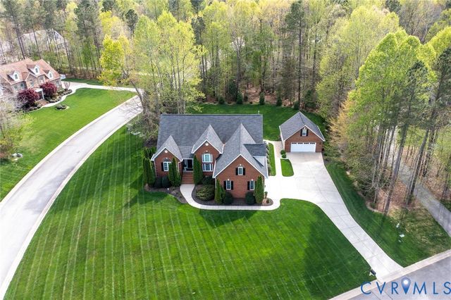 7801 Duntrune Dr, Chesterfield, VA 23838