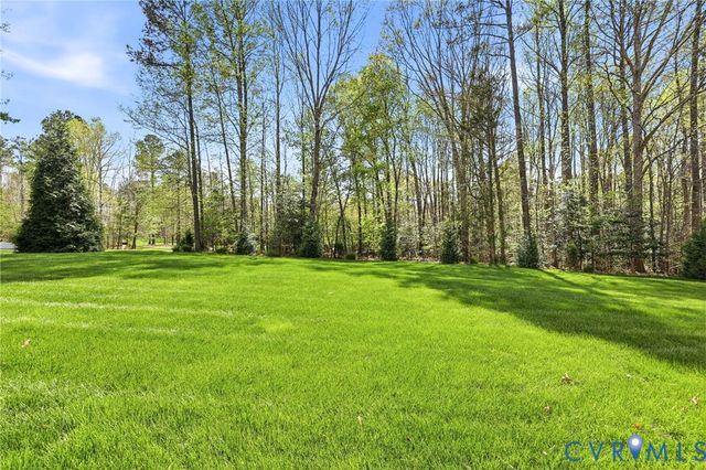 7801 Duntrune Dr, Chesterfield, VA 23838