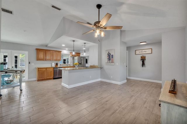 1350 ARAPAHO TRAIL, Geneva, FL 32732