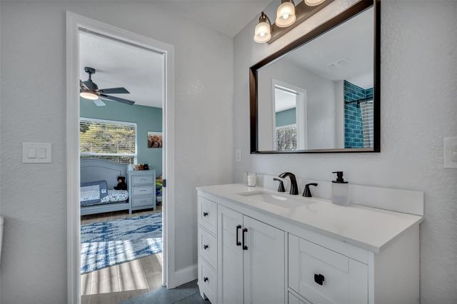 1350 ARAPAHO TRAIL, Geneva, FL 32732