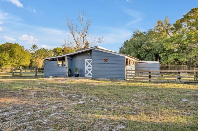 1350 ARAPAHO TRAIL, Geneva, FL 32732