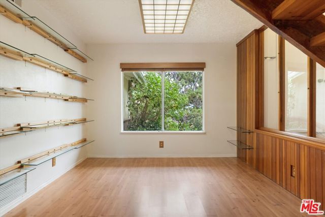 2243 Newquist Court, Camarillo, CA 93010