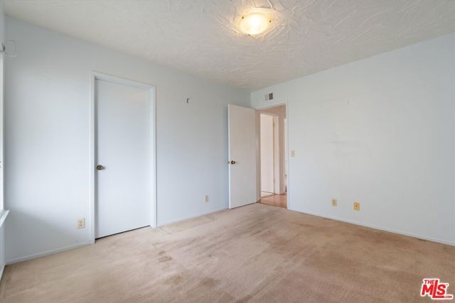 2243 Newquist Court, Camarillo, CA 93010