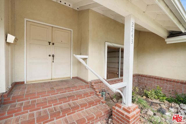 2243 Newquist Court, Camarillo, CA 93010