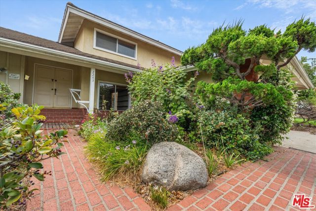 2243 Newquist Court, Camarillo, CA 93010