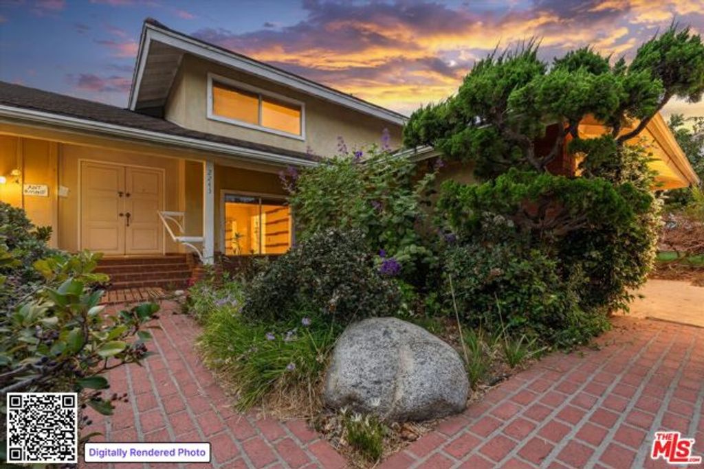 2243 Newquist Court, Camarillo, CA 93010