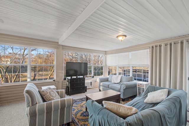 877 Glenraven Dr, Clarksville, TN 37043