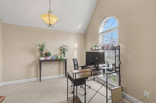 877 Glenraven Dr, Clarksville, TN 37043