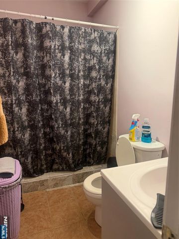 5-7 8th Avenue, Passaic, NJ 07055